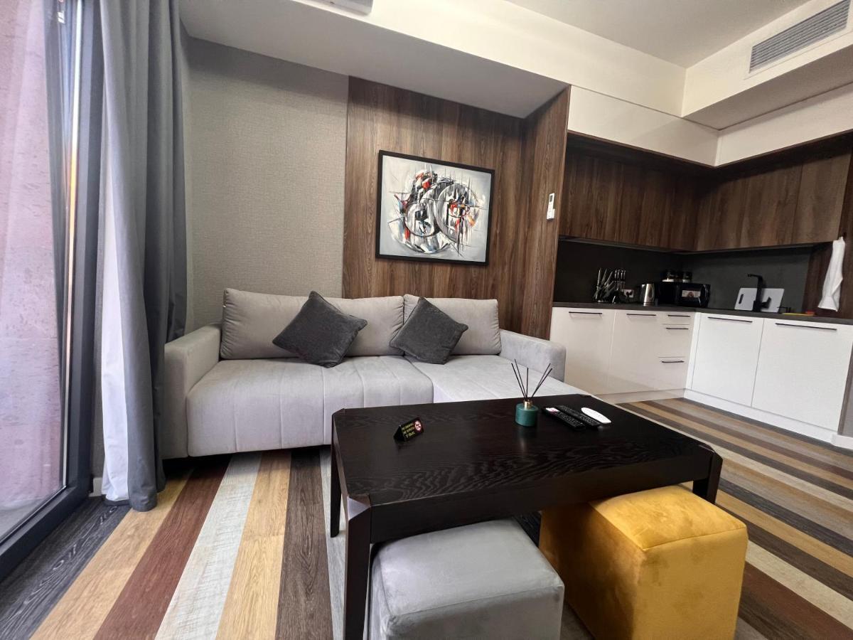 Tumanyan Apartments Yerevan Bagian luar foto