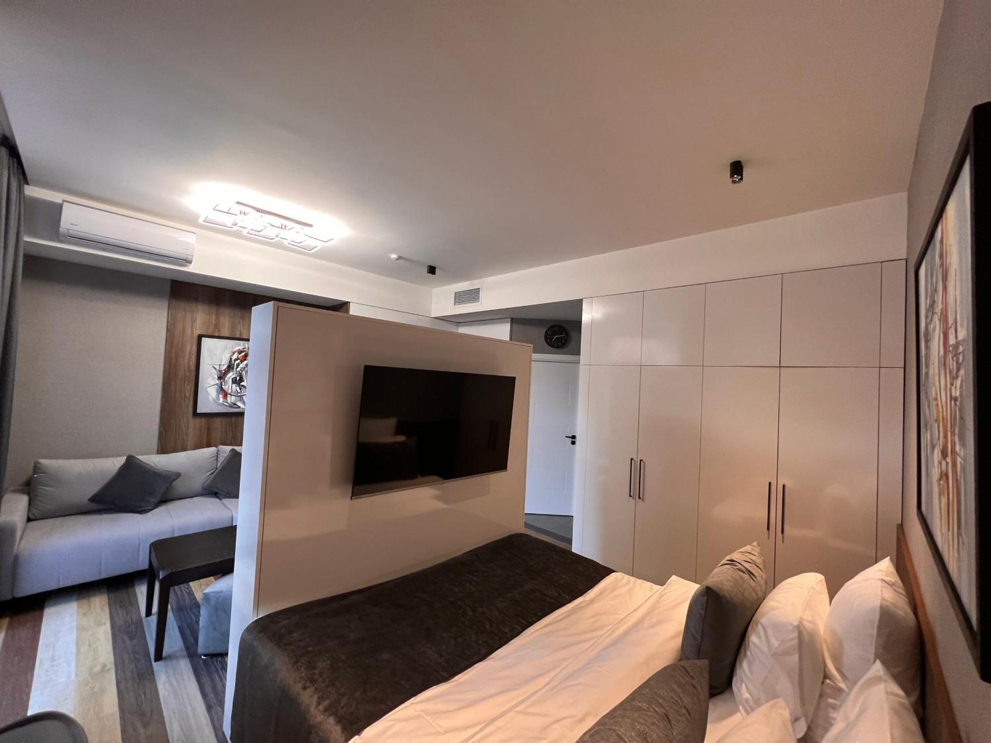 Tumanyan Apartments Yerevan Bagian luar foto
